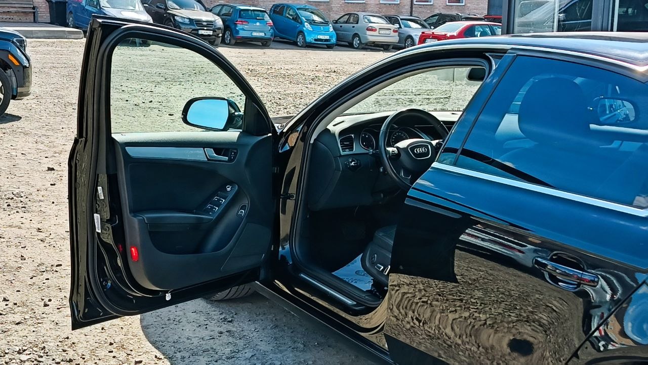 AUDI A4 PREMIUM 2013