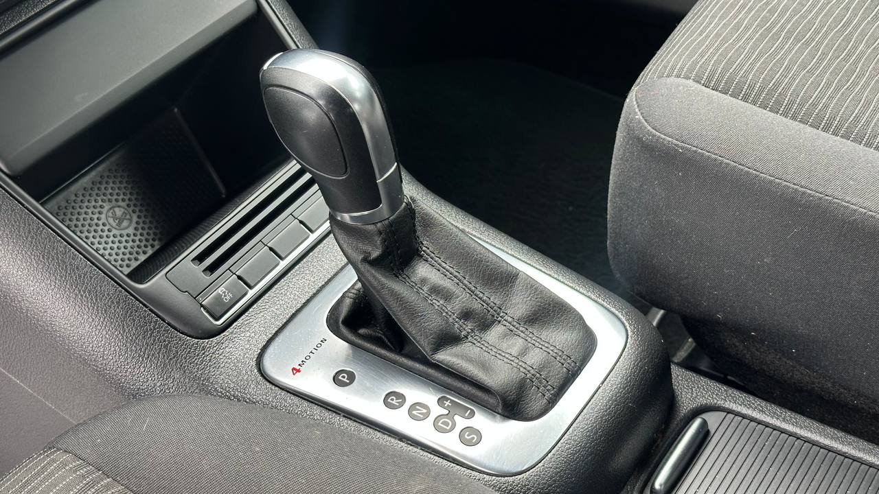 VOLKSWAGEN TIGUAN S 2012