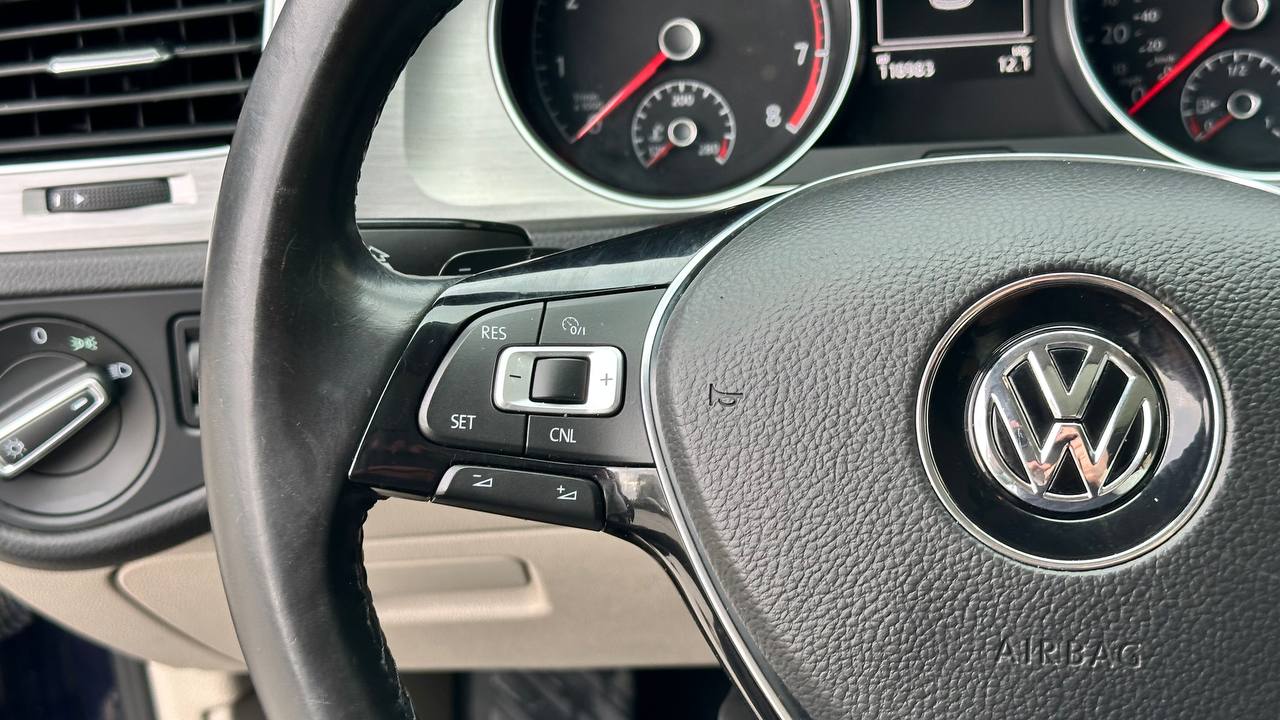 VOLKSWAGEN GOLF S/SE 2015
