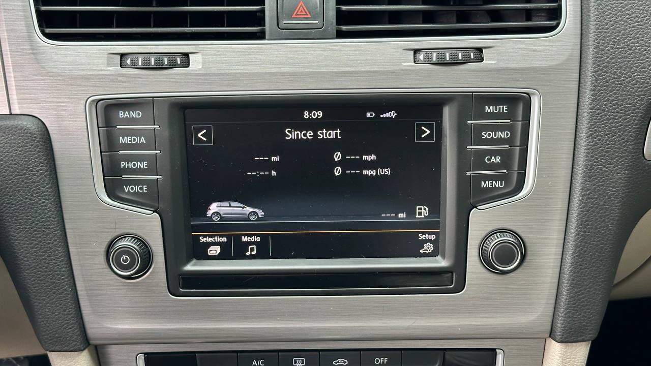 VOLKSWAGEN GOLF S/SE 2015
