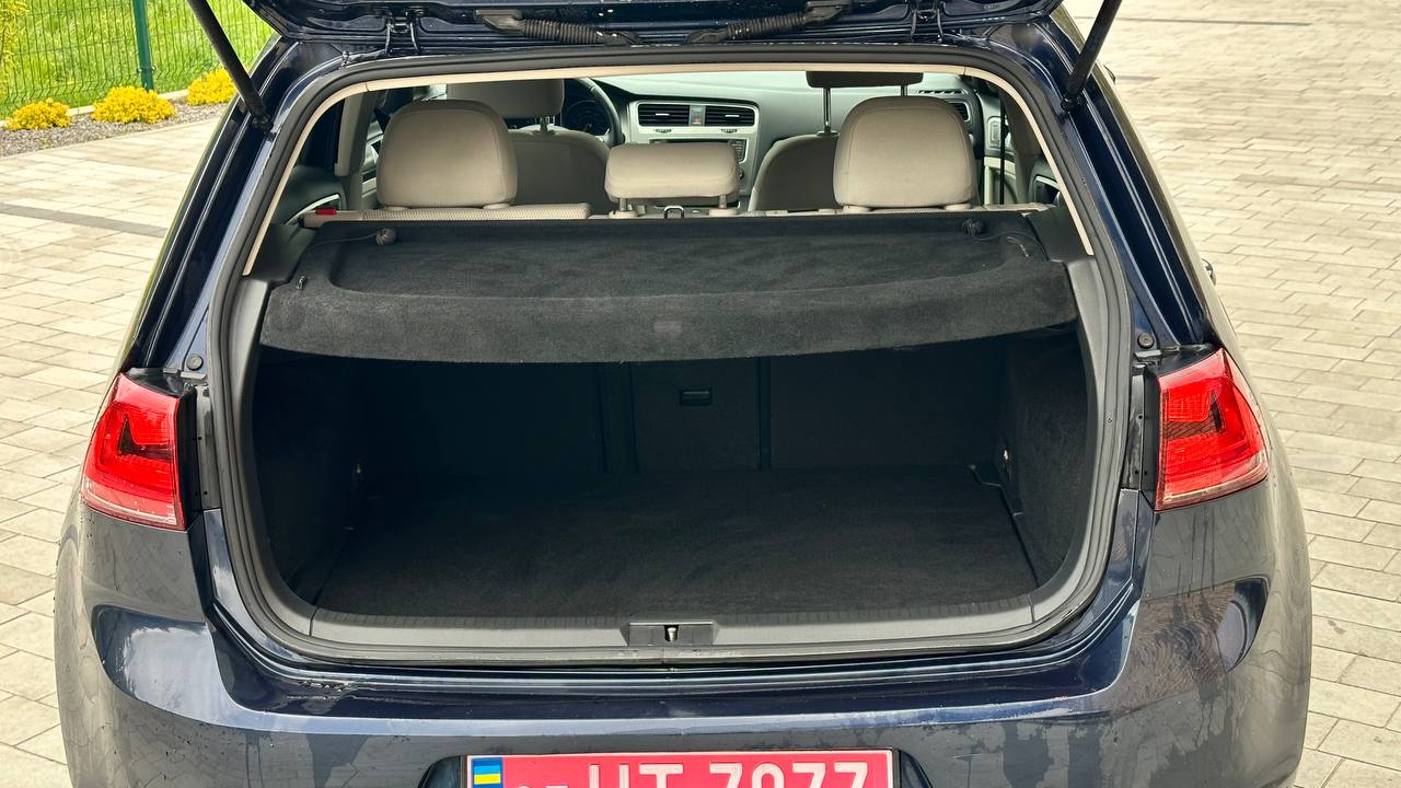 VOLKSWAGEN GOLF S/SE 2015