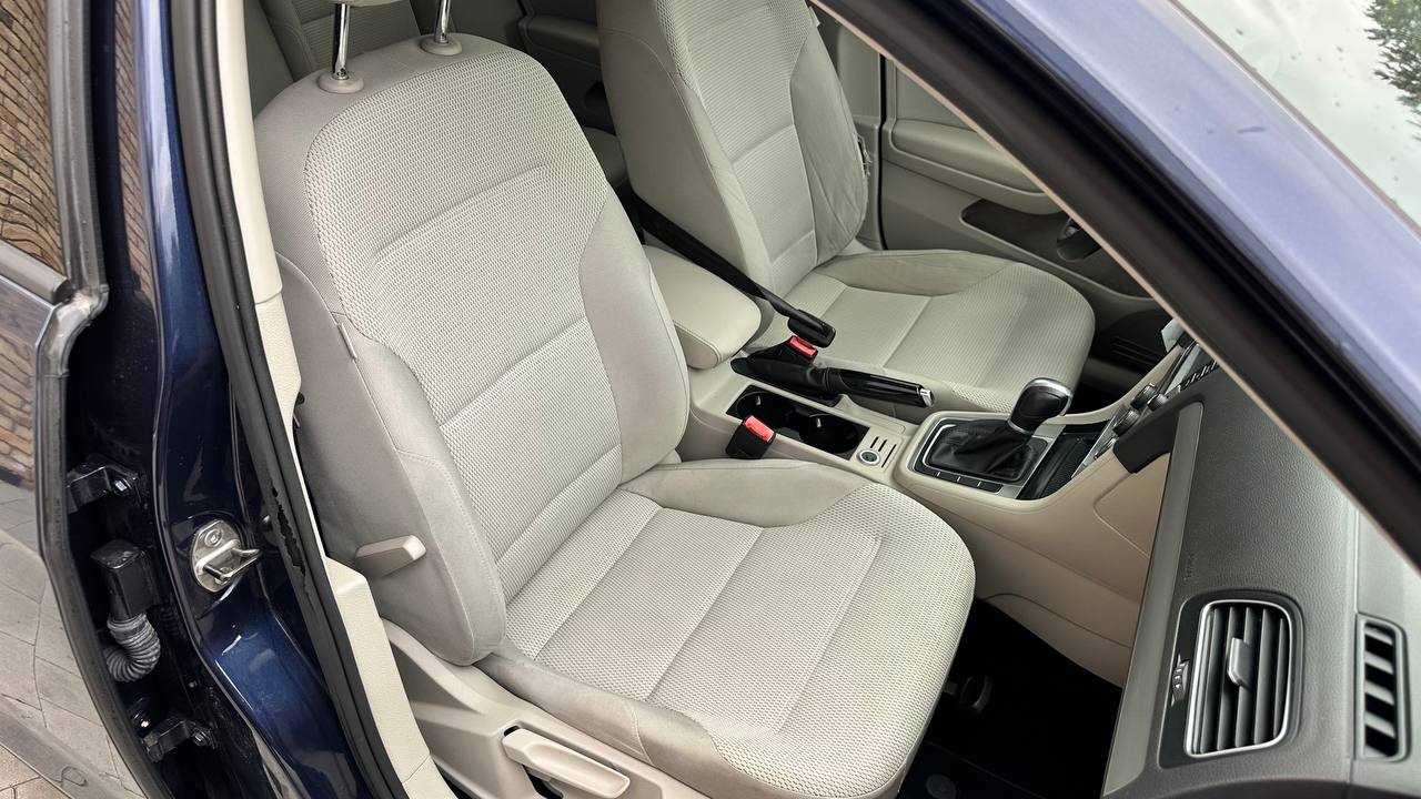 VOLKSWAGEN GOLF S/SE 2015