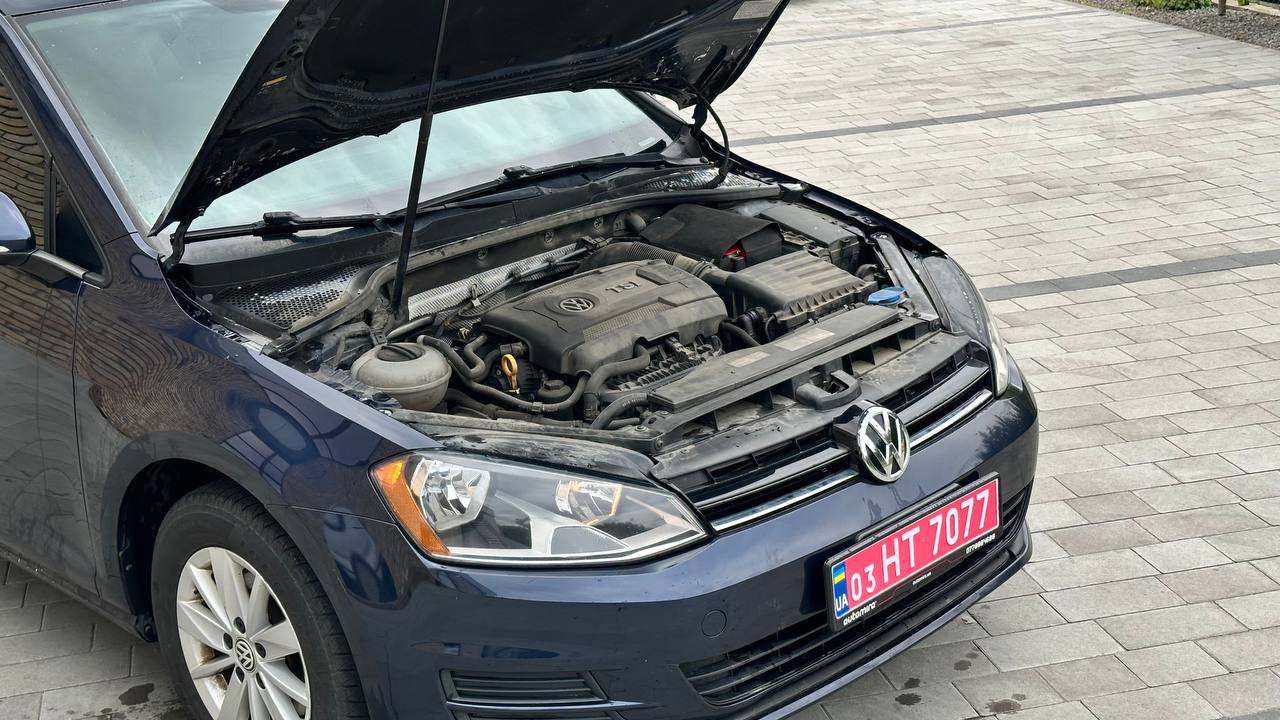 VOLKSWAGEN GOLF S/SE 2015