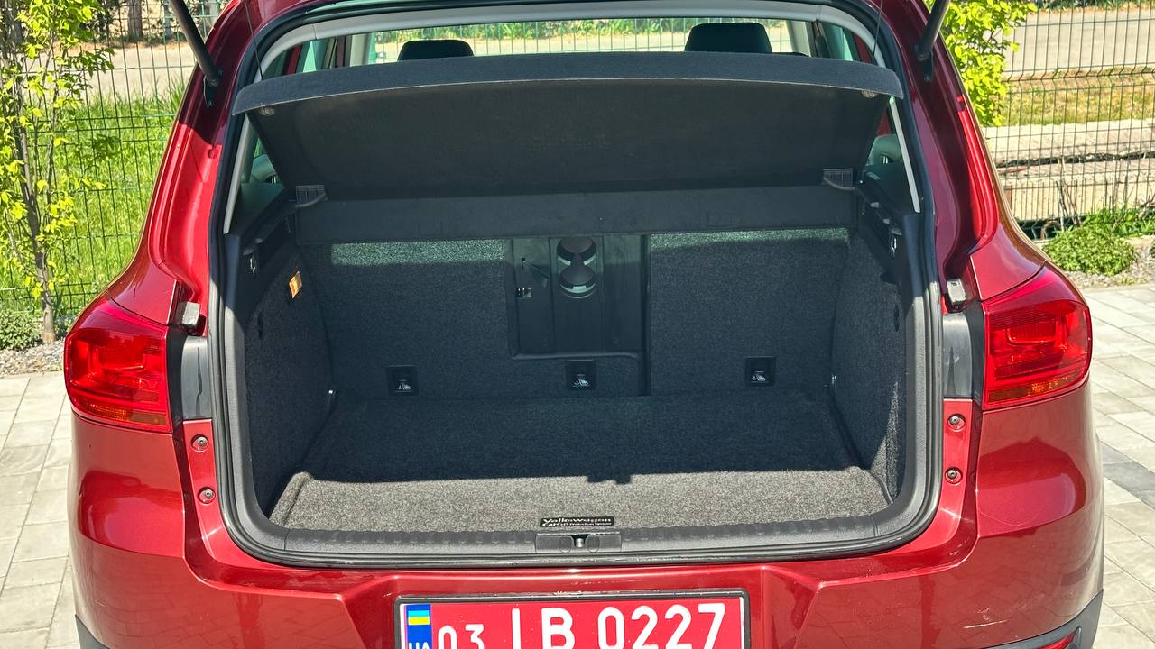 VOLKSWAGEN TIGUAN S 2013