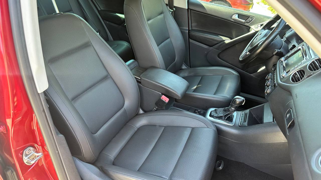 VOLKSWAGEN TIGUAN S 2013