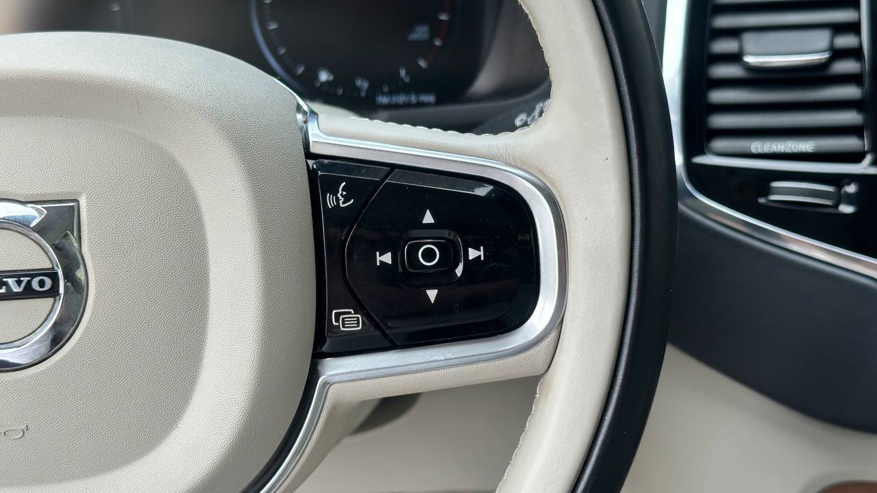 VOLVO XC90 T6 2016