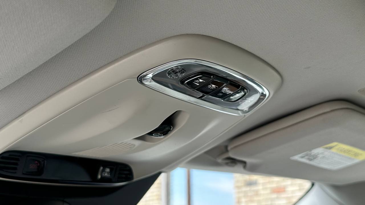 VOLVO XC90 T6 2016
