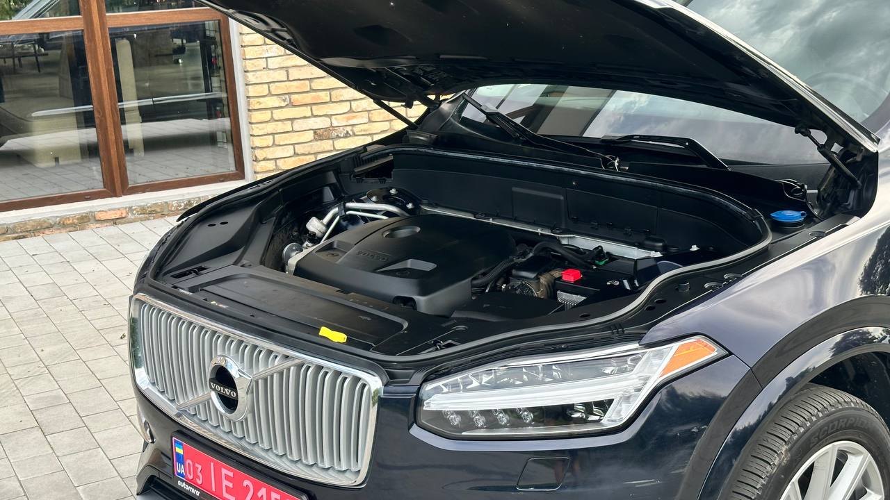 VOLVO XC90 T6 2016