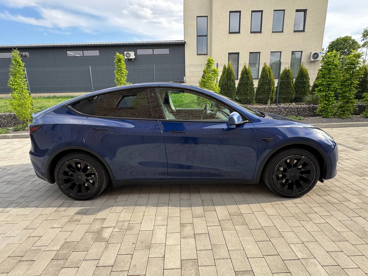 TESLA MODEL Y AWD DUAL MOTOR 2021