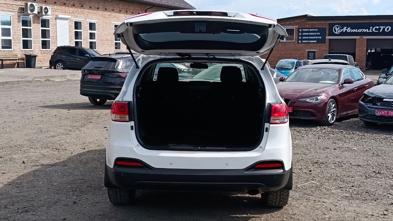 KIA SORENTO LX 2016