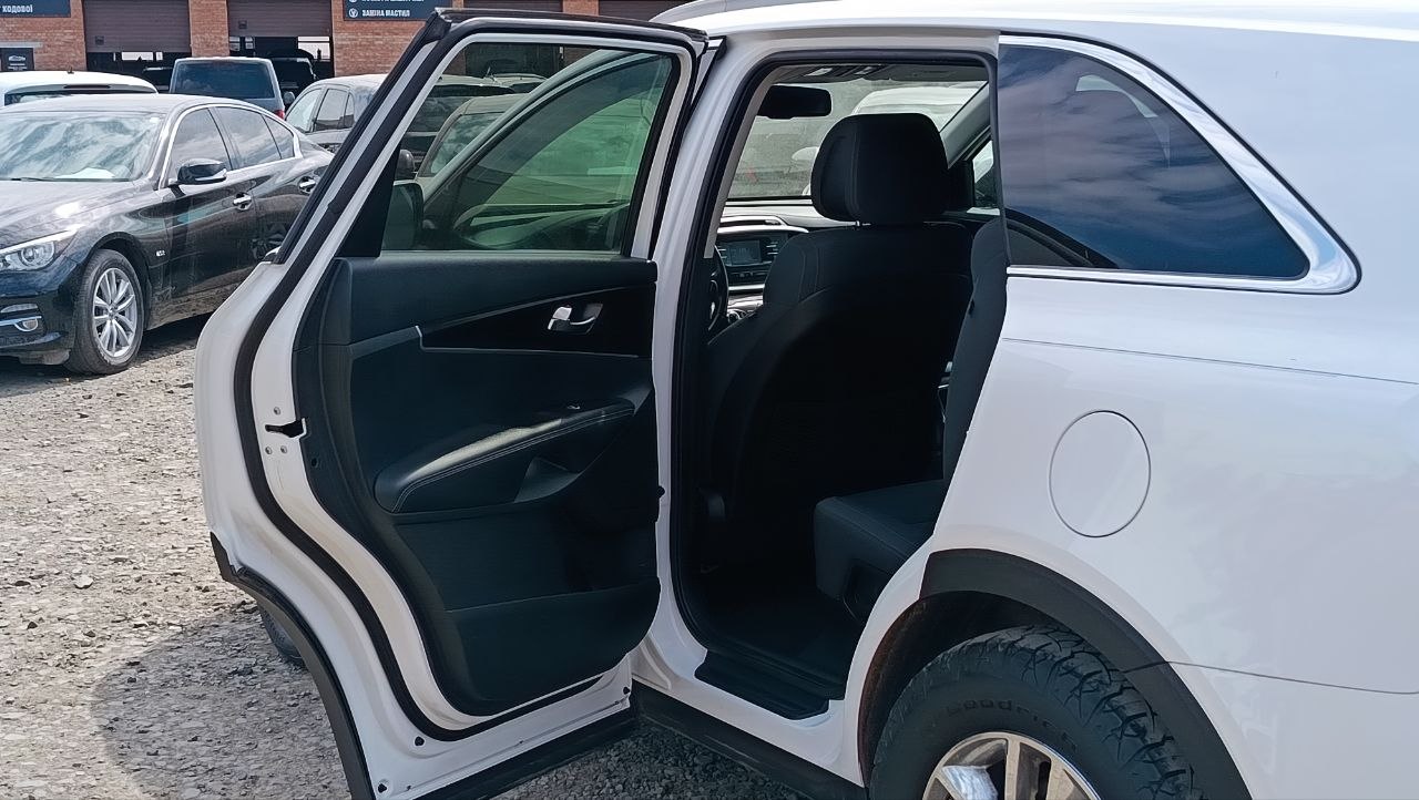 KIA SORENTO LX 2016
