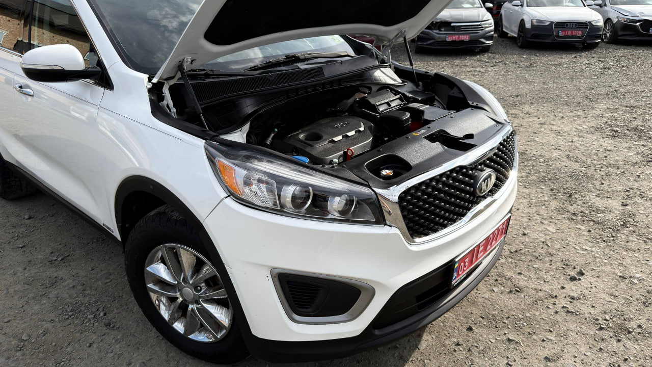 KIA SORENTO LX 2016