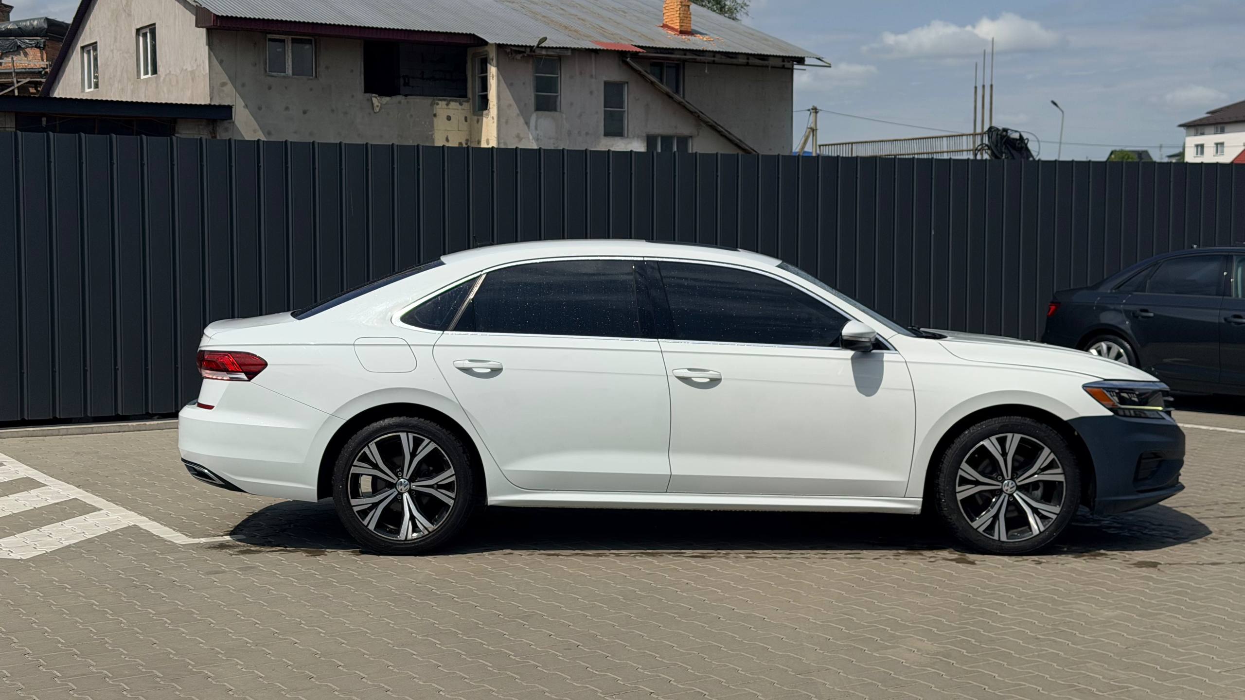 VOLKSWAGEN PASSAT SE 2021