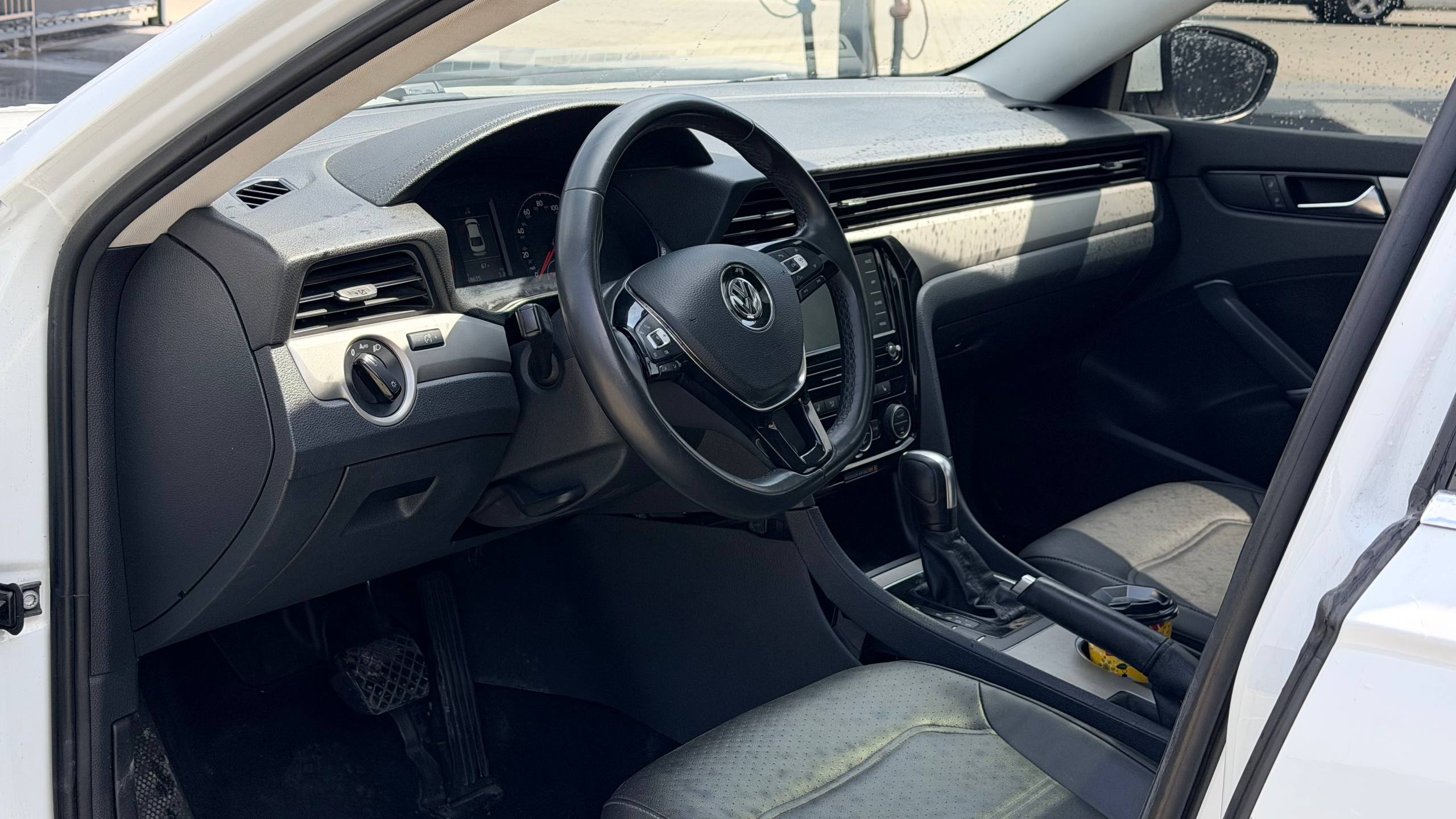VOLKSWAGEN PASSAT SE 2021