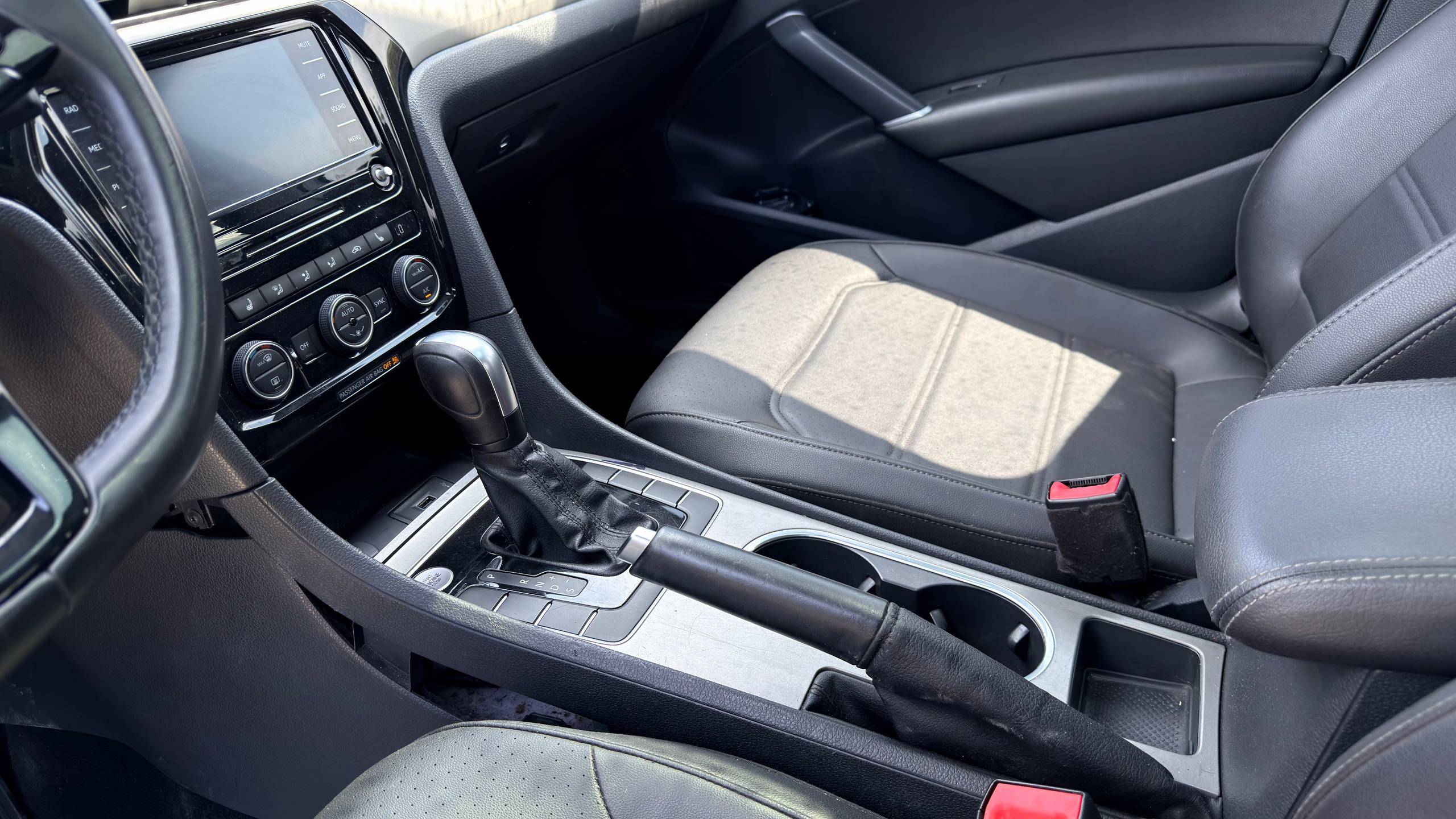 VOLKSWAGEN PASSAT SE 2021