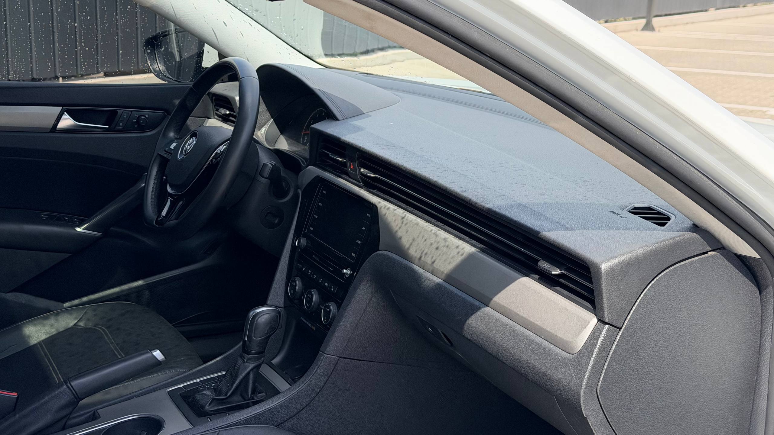 VOLKSWAGEN PASSAT SE 2021