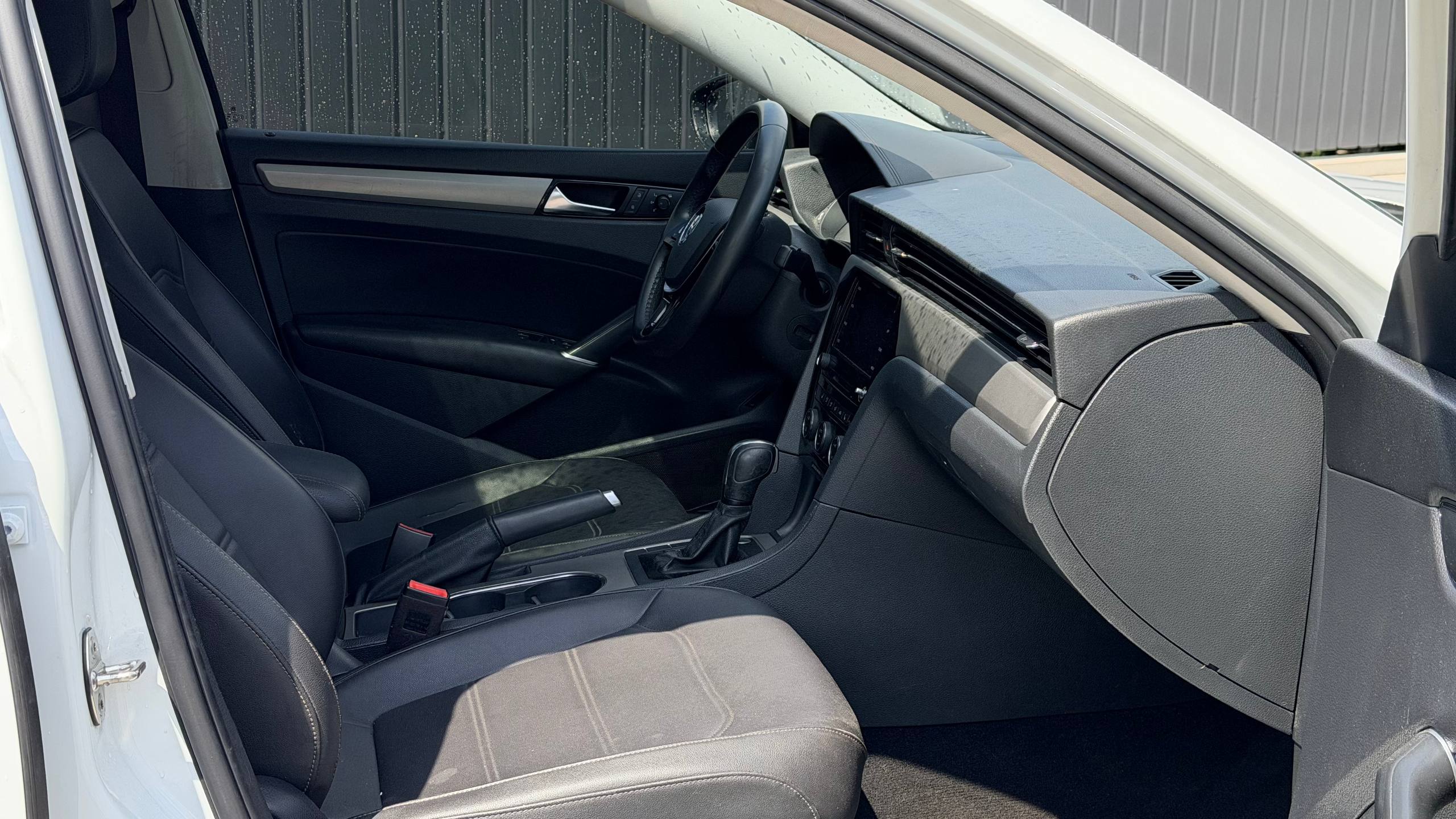 VOLKSWAGEN PASSAT SE 2021