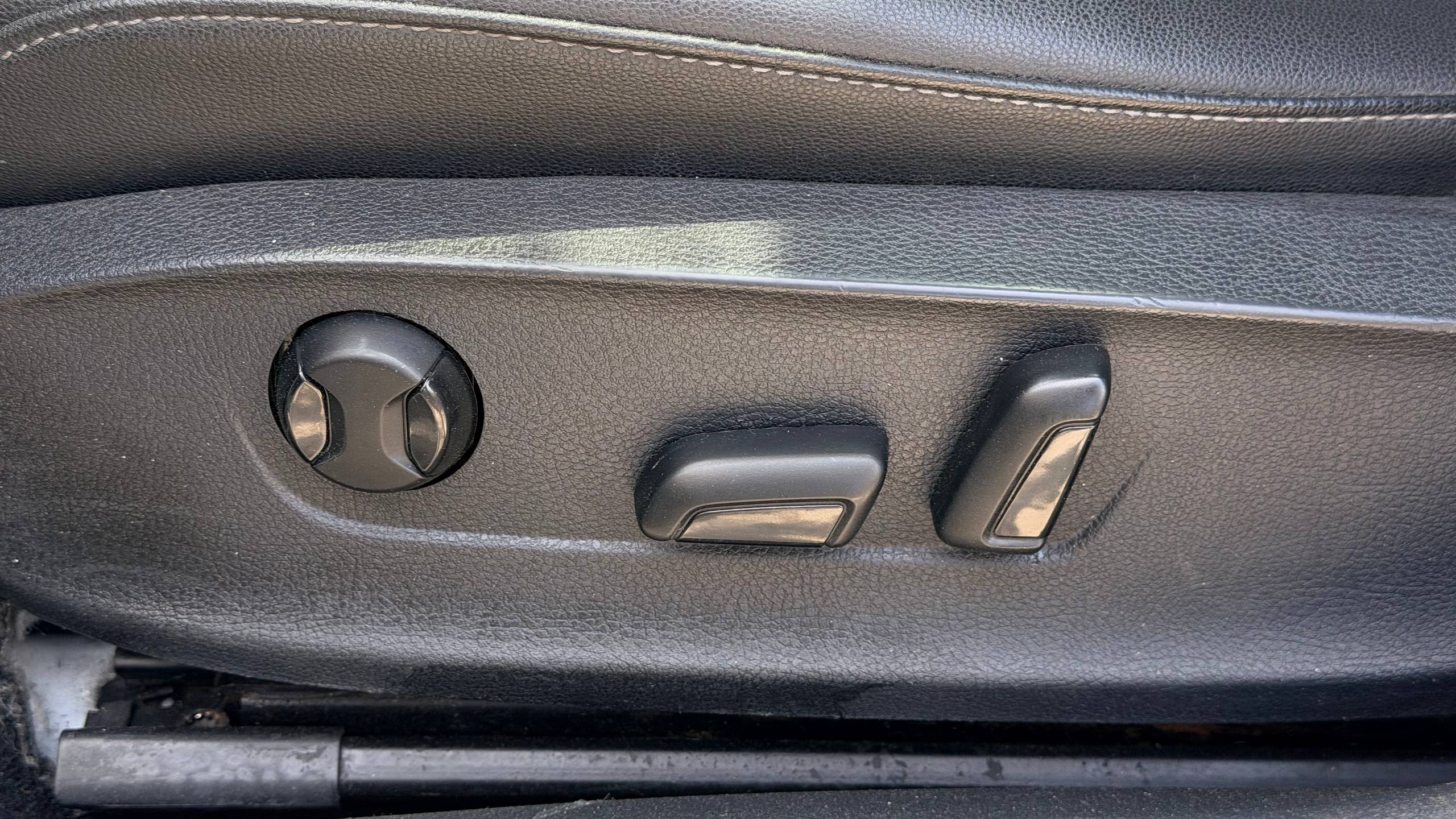 VOLKSWAGEN PASSAT SE 2021