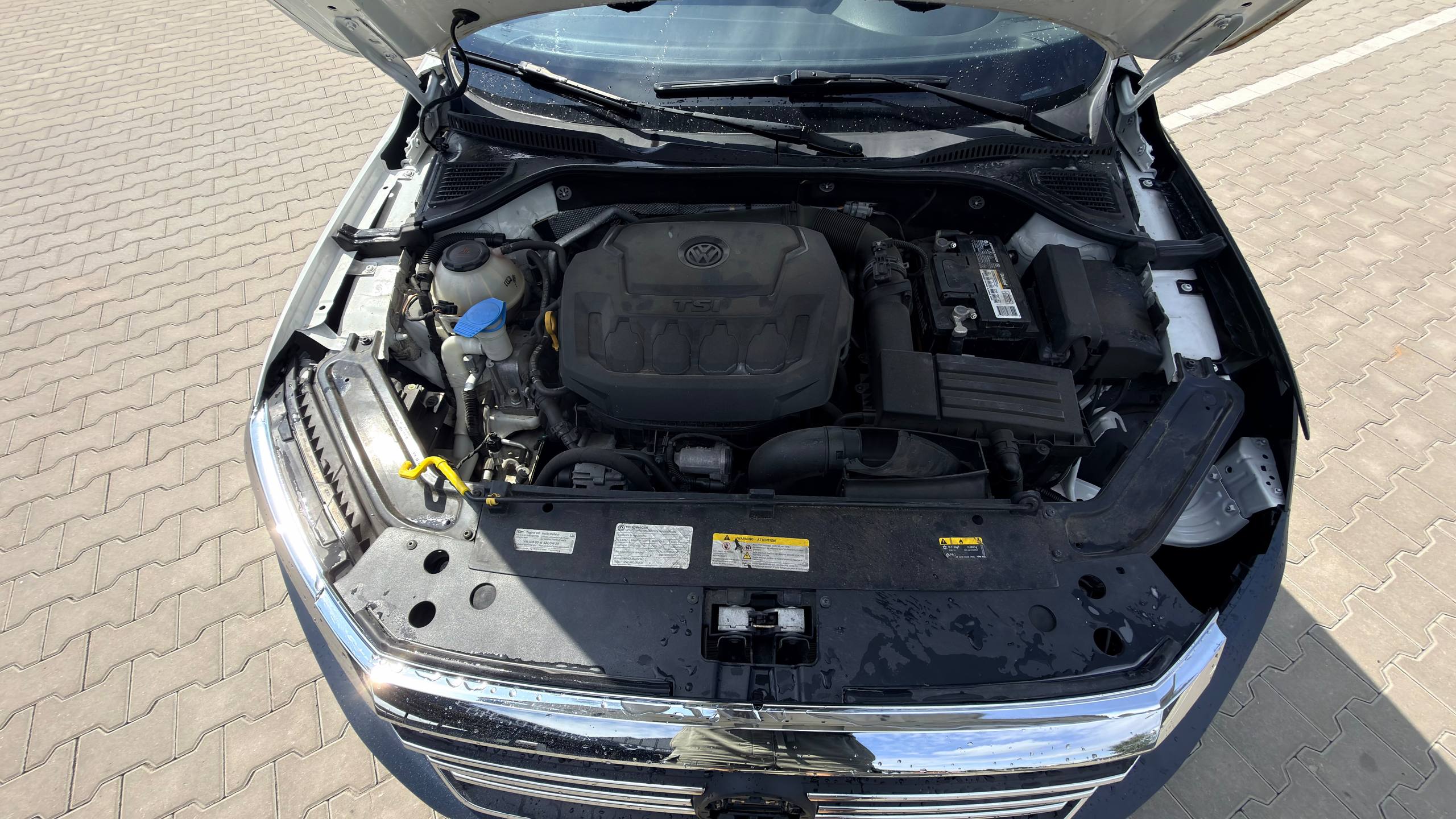 VOLKSWAGEN PASSAT SE 2021