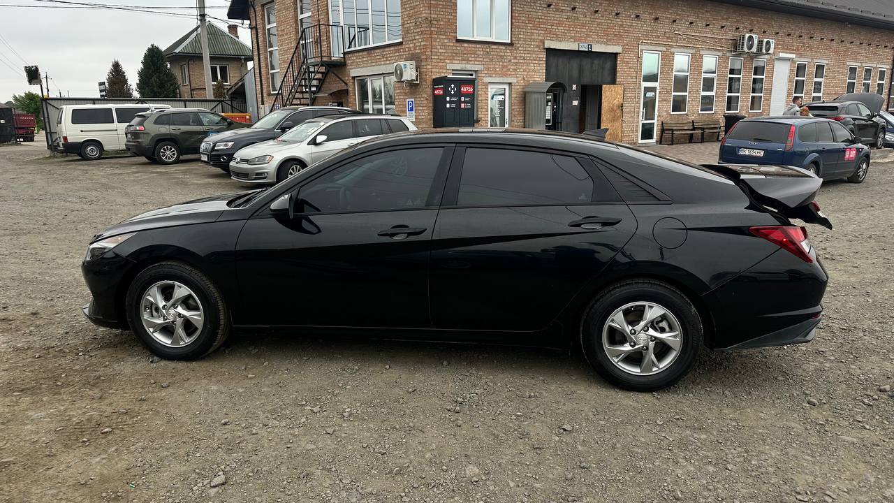 HYUNDAI ELANTRA SE 2020