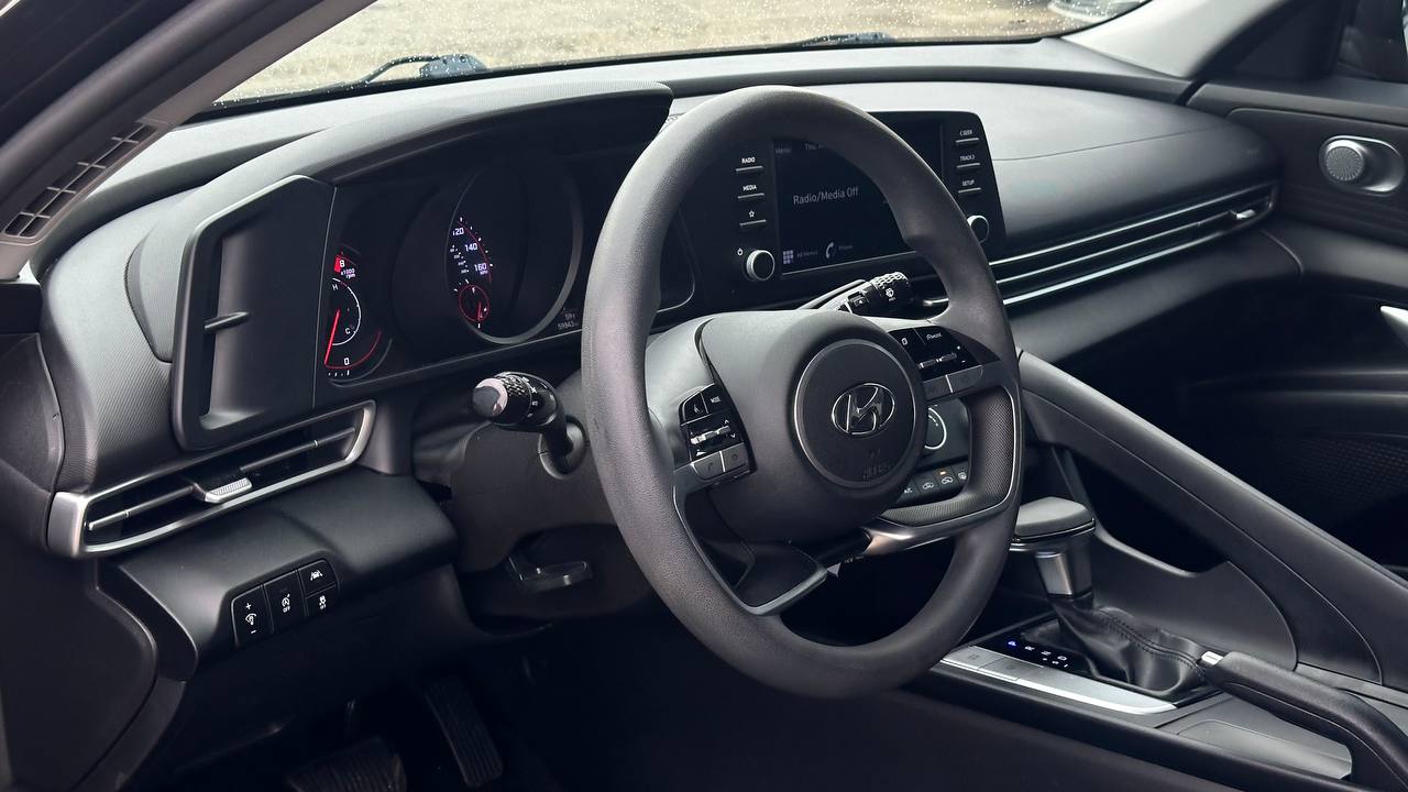 HYUNDAI ELANTRA SE 2020