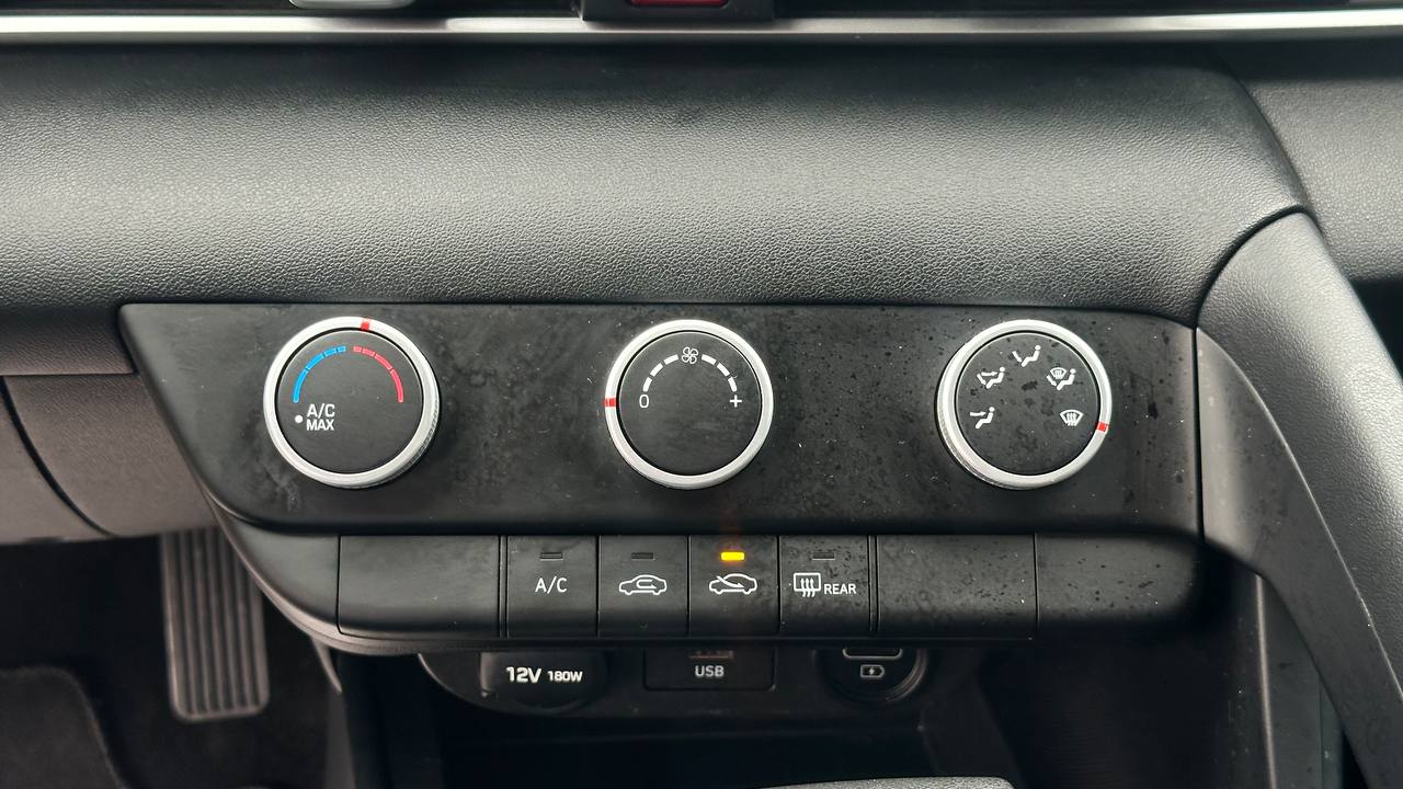 HYUNDAI ELANTRA SE 2020