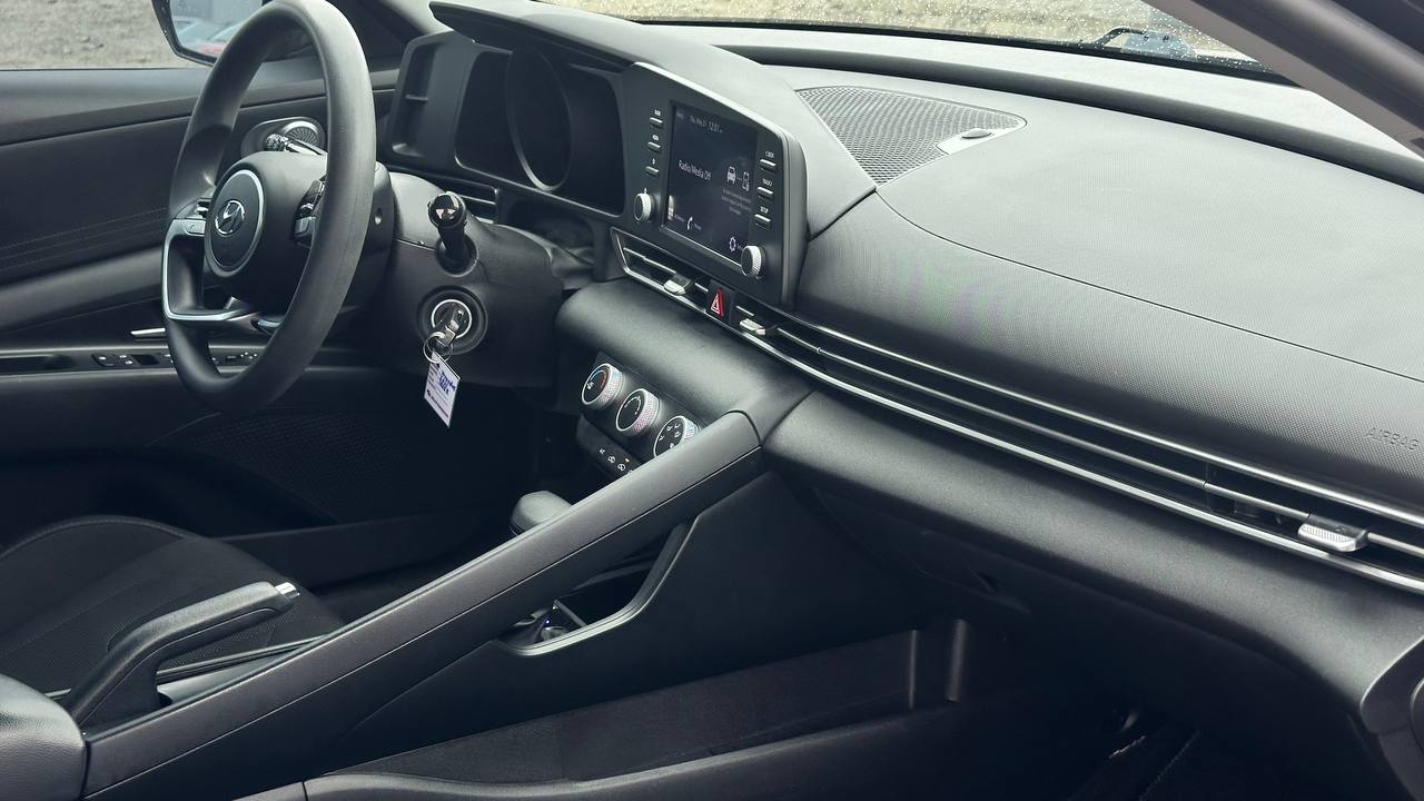 HYUNDAI ELANTRA SE 2020