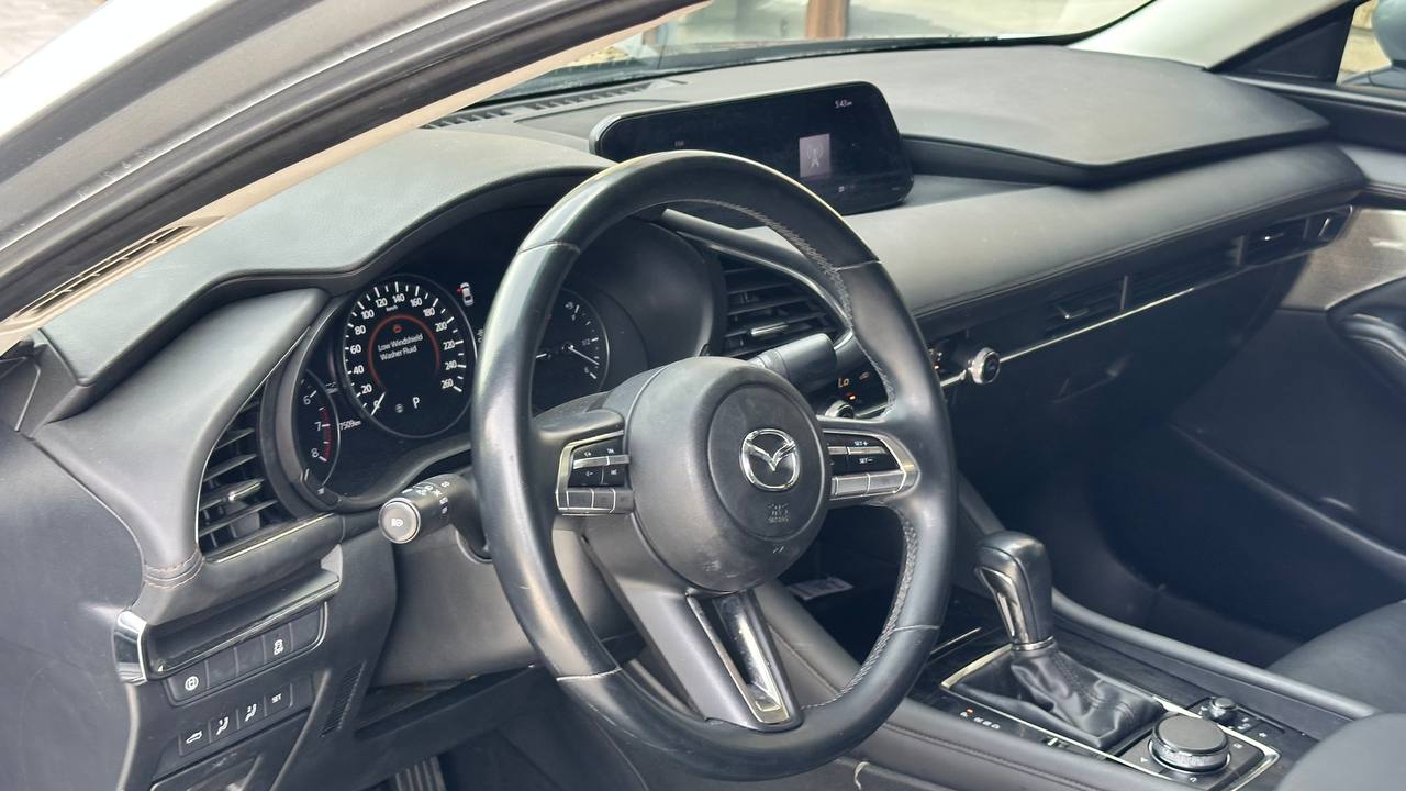 MAZDA 3 PREFERRED 2019