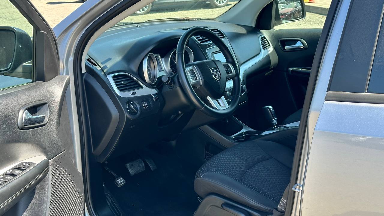 DODGE JOURNEY SE 2018