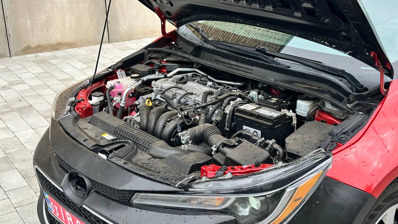 TOYOTA COROLLA LE 2019