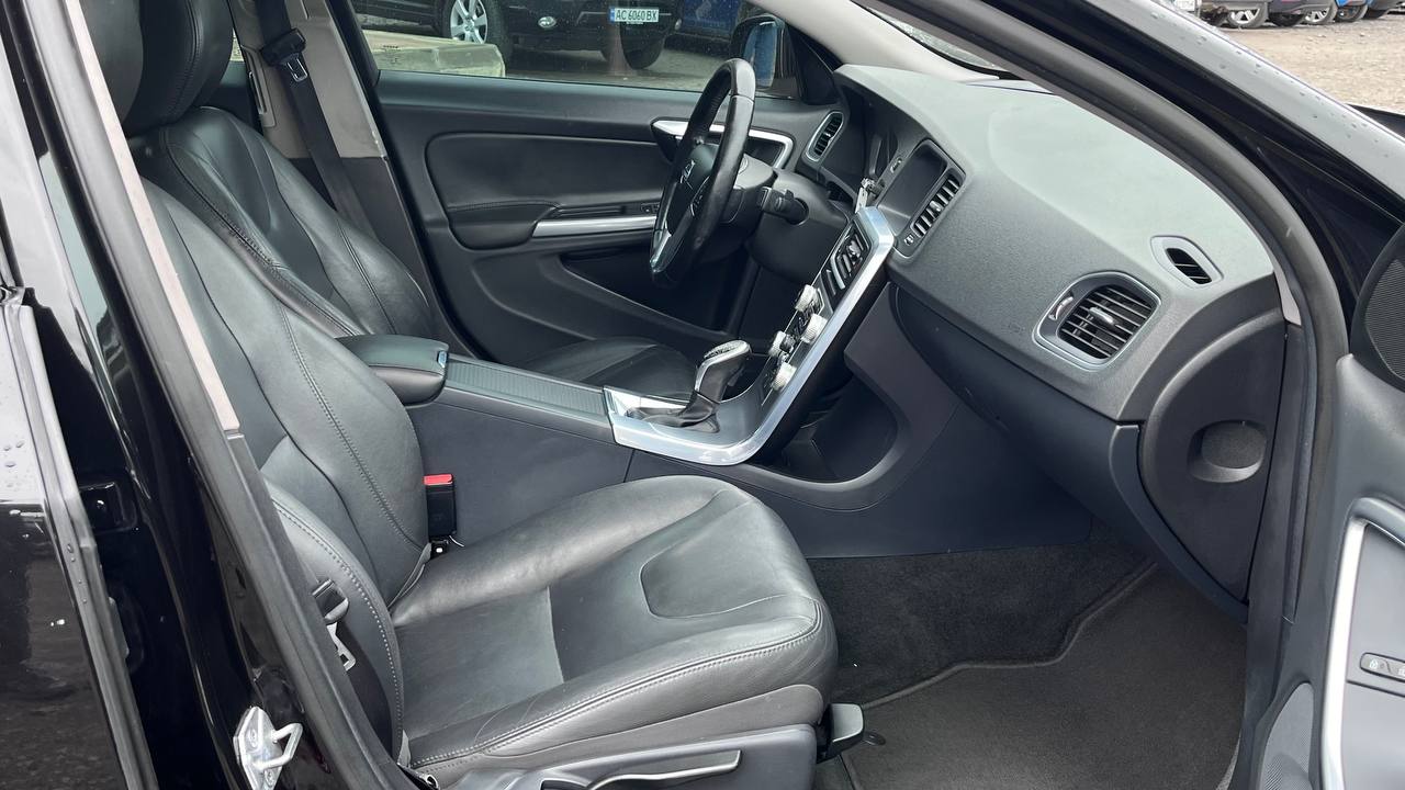 VOLVO S60 T5 DYNAMIC 2016