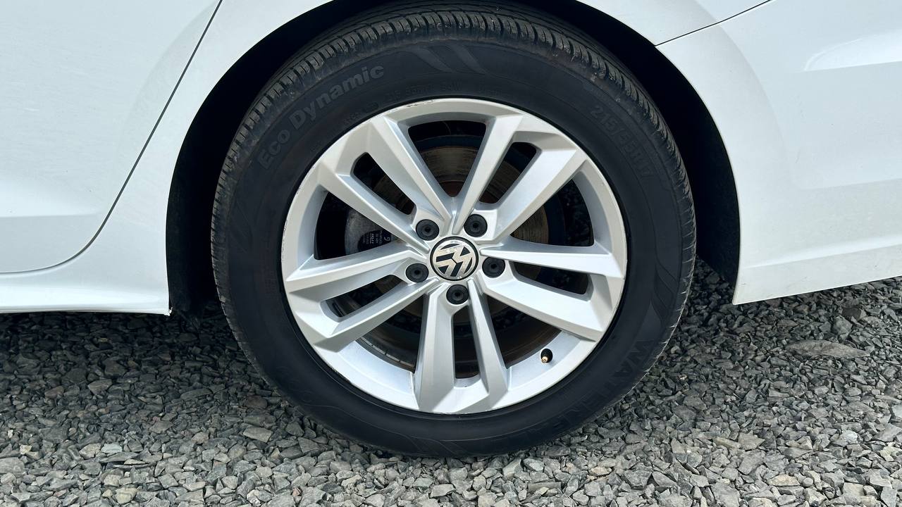 VOLKSWAGEN PASSAT SE 2020