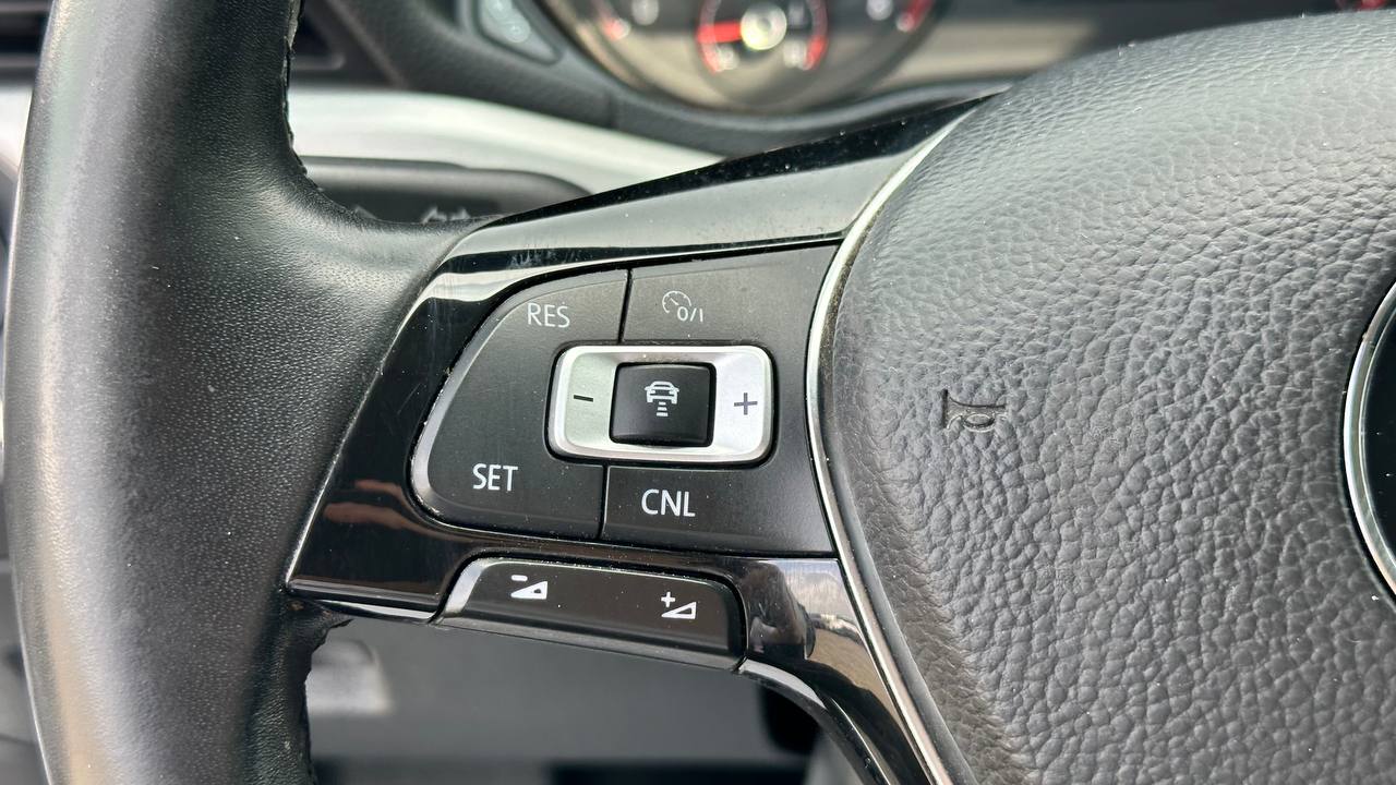 VOLKSWAGEN PASSAT SE 2020