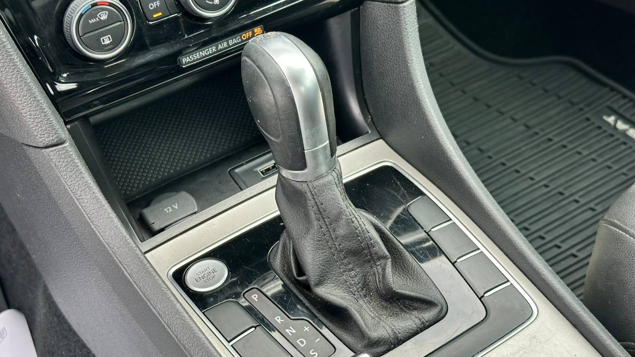 VOLKSWAGEN PASSAT SE 2020