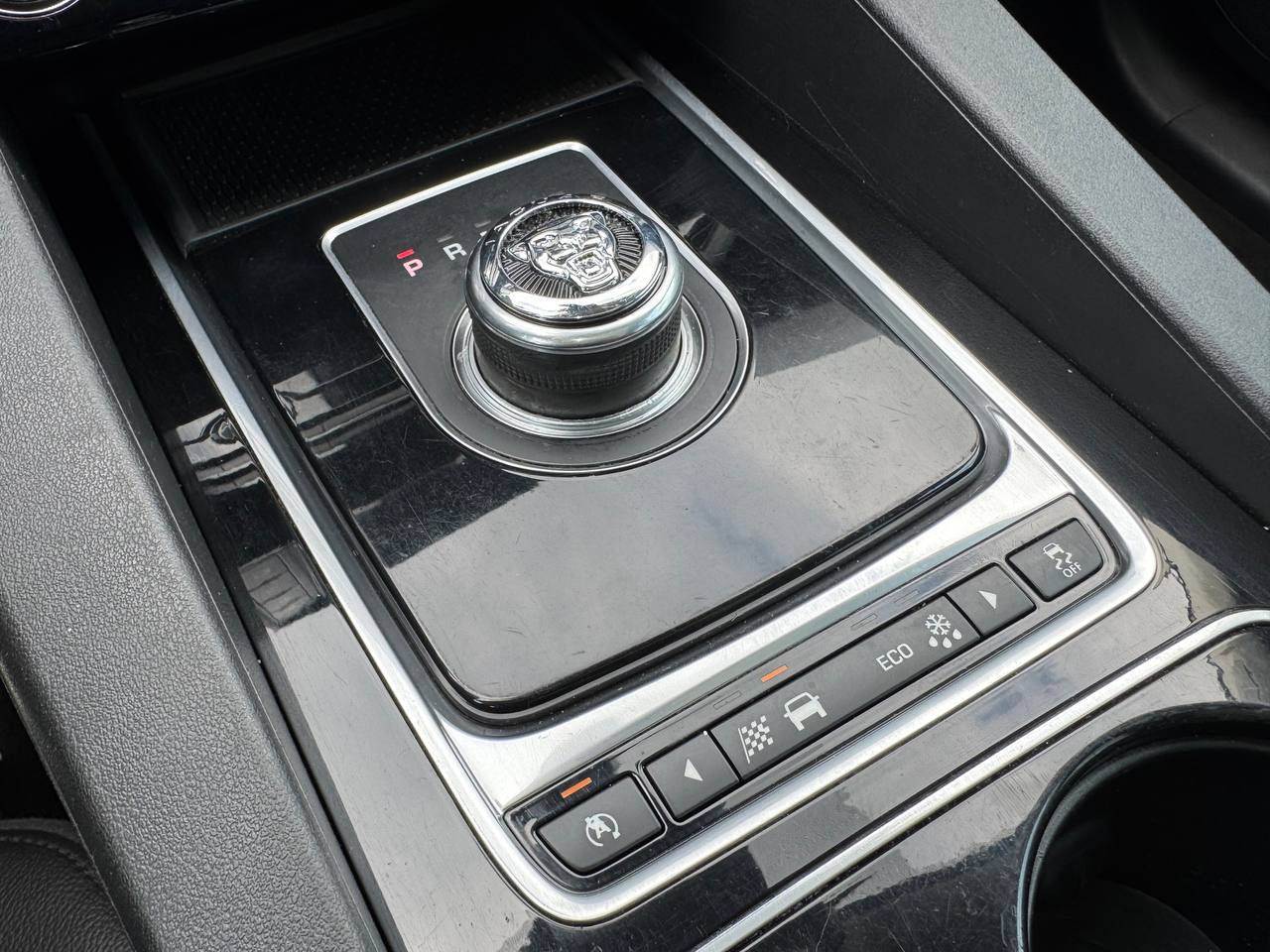JAGUAR F-PACE PREMIUM 2017