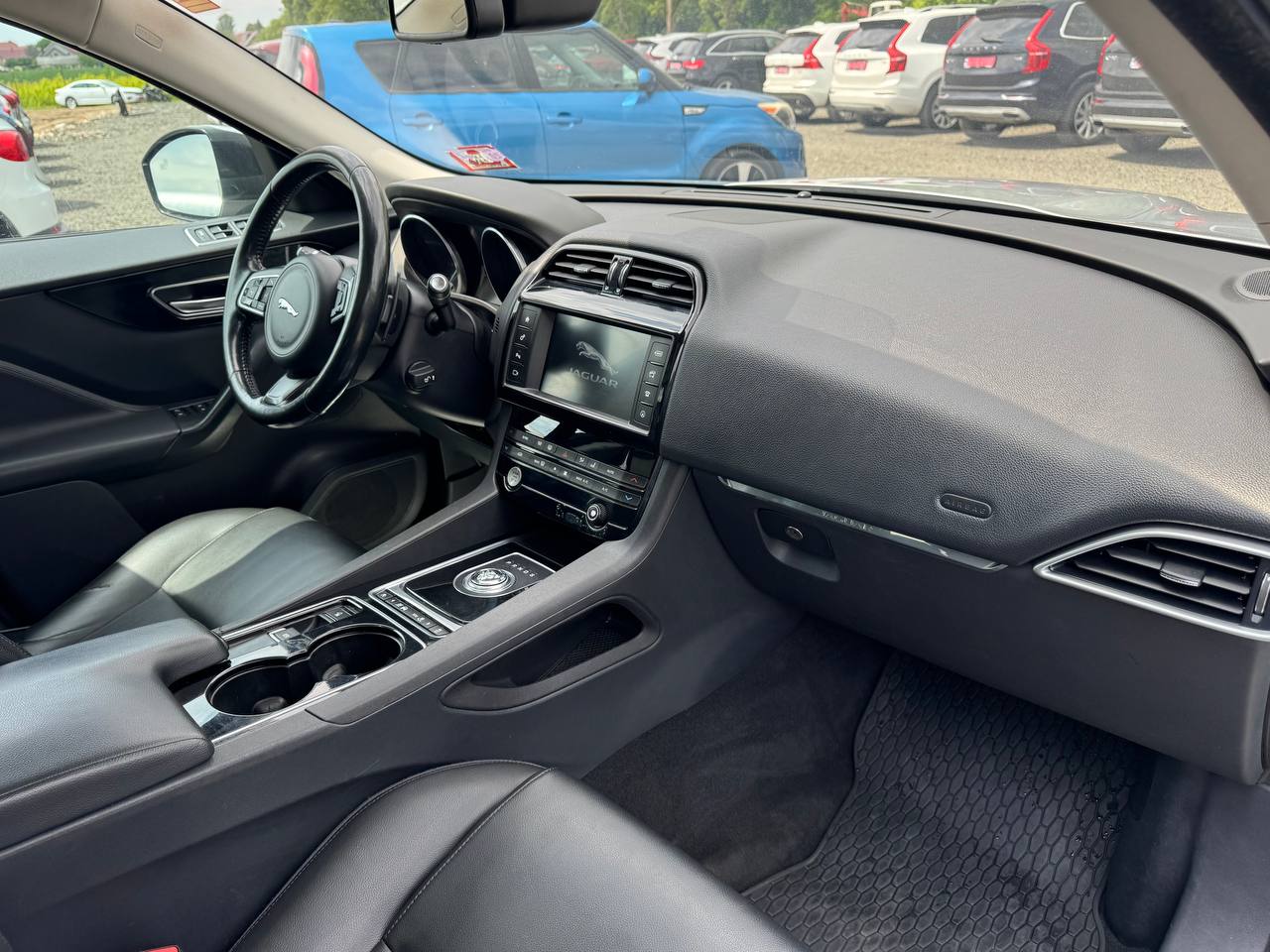 JAGUAR F-PACE PREMIUM 2017