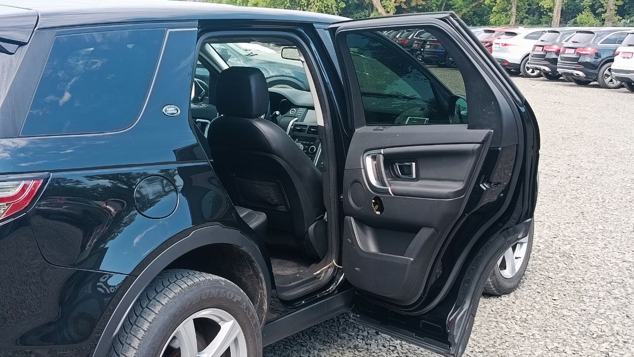 LAND ROVER DISCOVERY SPORT HSE 2015