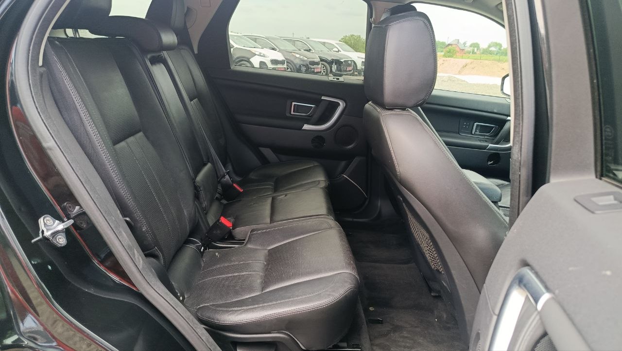LAND ROVER DISCOVERY SPORT HSE 2015