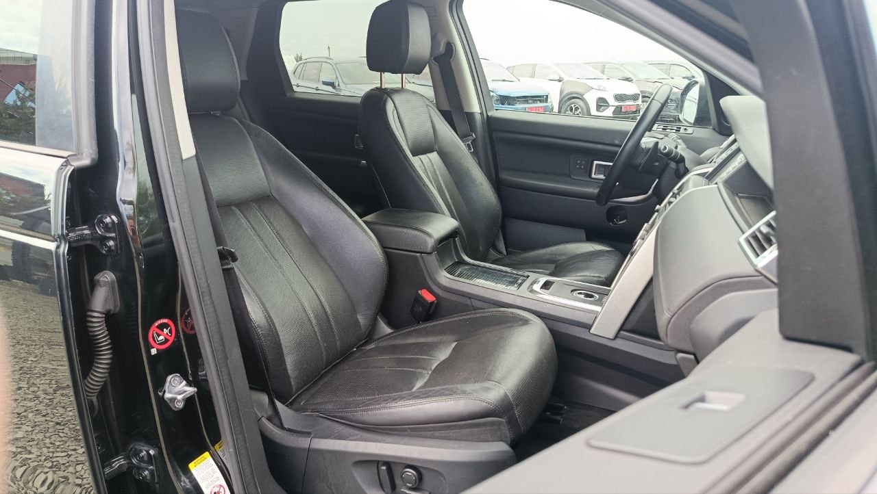 LAND ROVER DISCOVERY SPORT HSE 2015