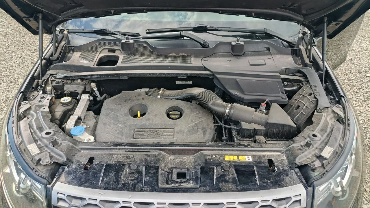 LAND ROVER DISCOVERY SPORT HSE 2015