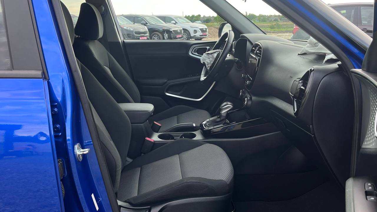 KIA SOUL LX  2021