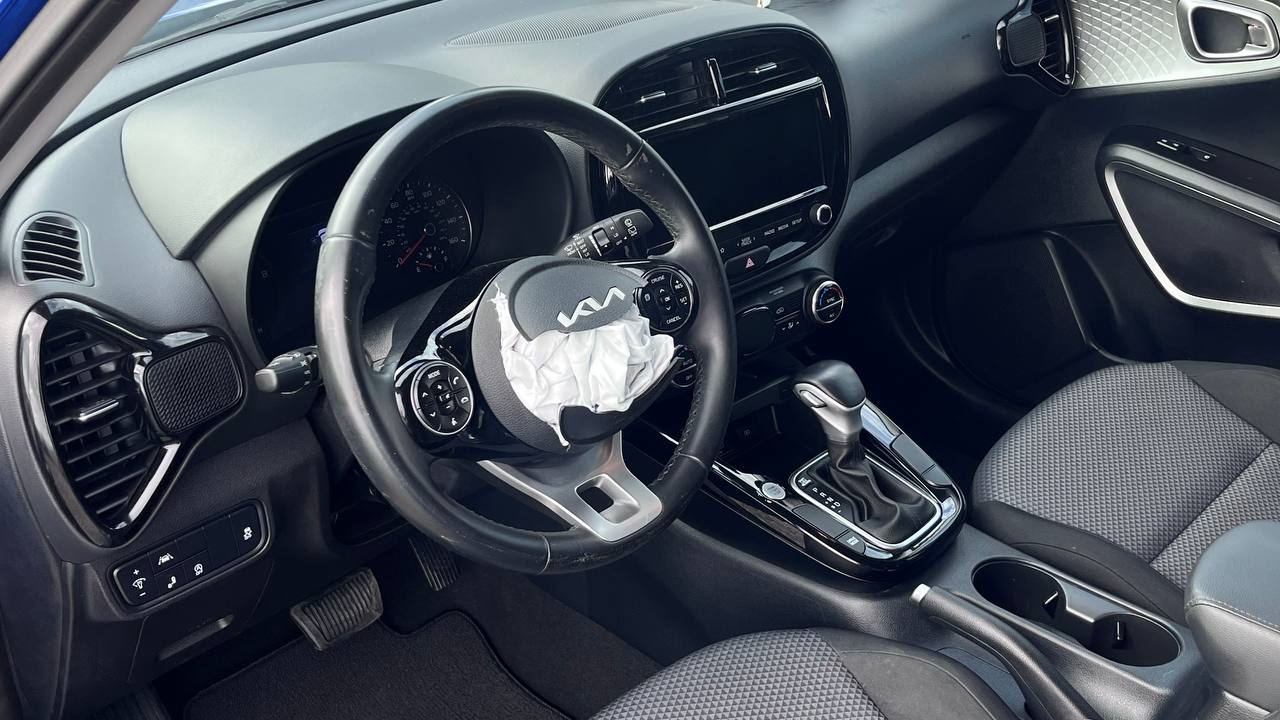 KIA SOUL LX  2021