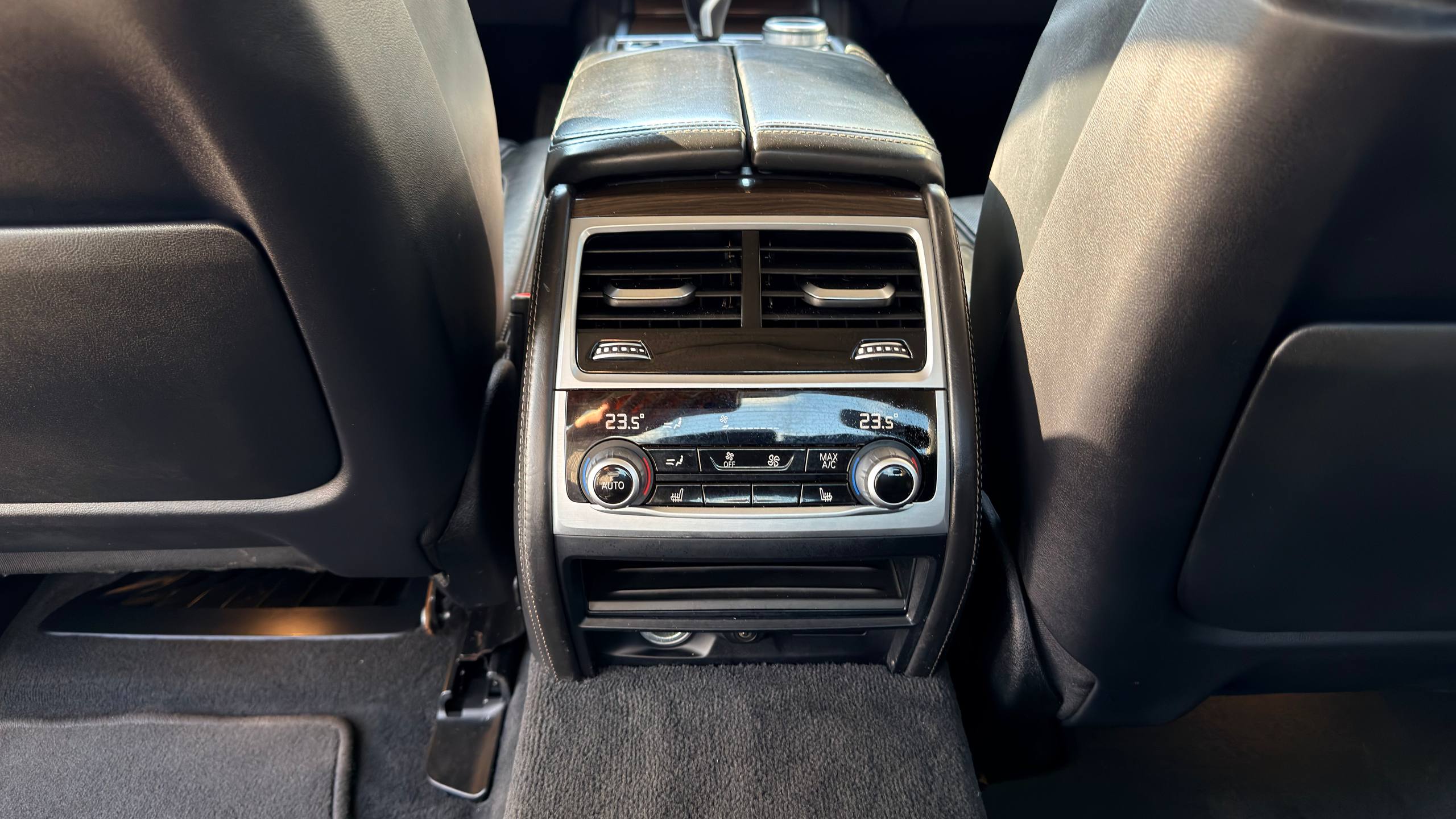 BMW 7 SERIES 740 I 2020