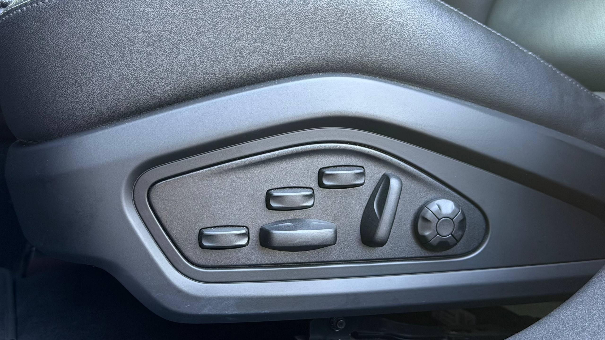 PORSCHE TAYCAN CROSS TURISMО