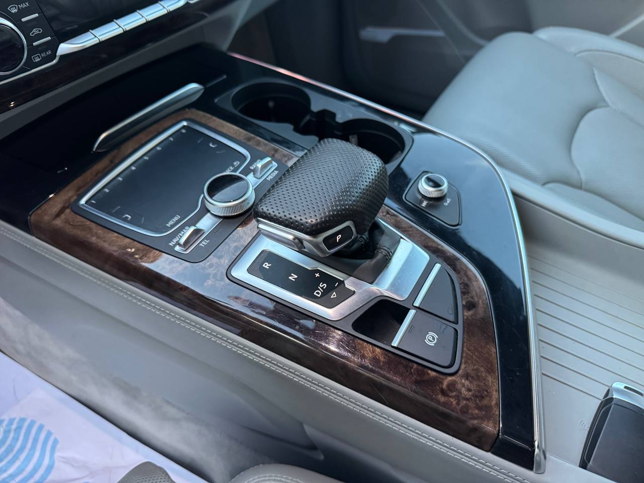 AUDI Q7 PRESTIGE 2016