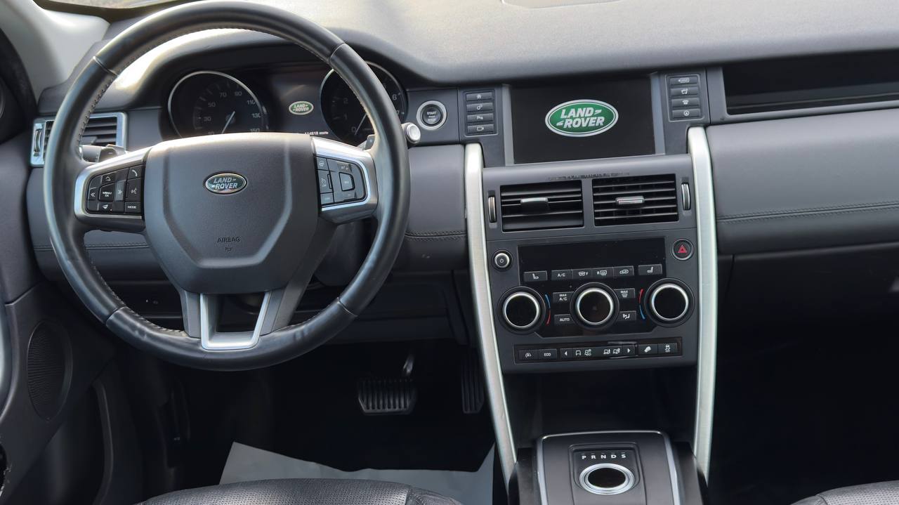 LAND ROVER DISCOVERY SPORT HSE 2015