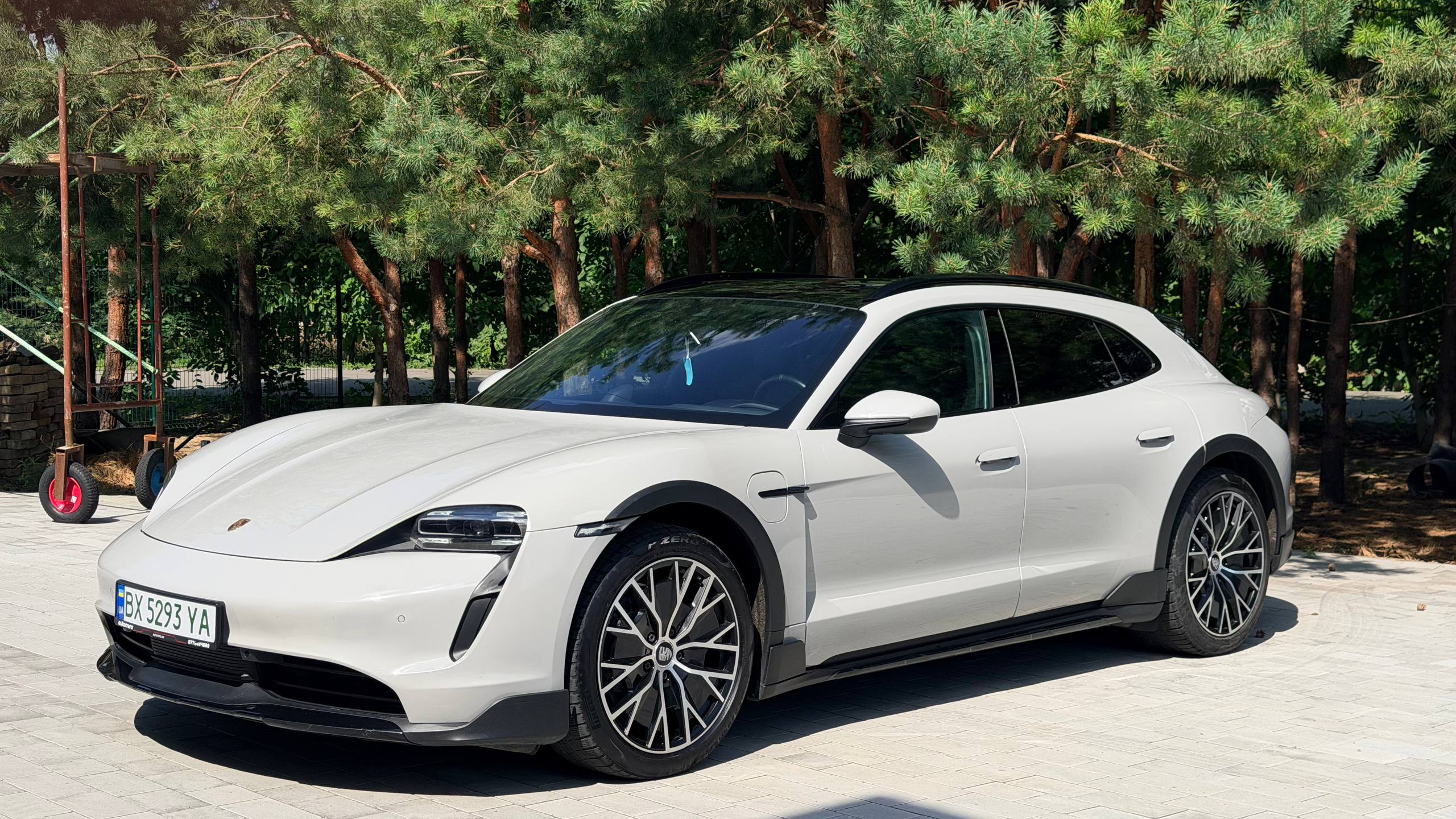 PORSCHE TAYCAN CROSS TURISMО