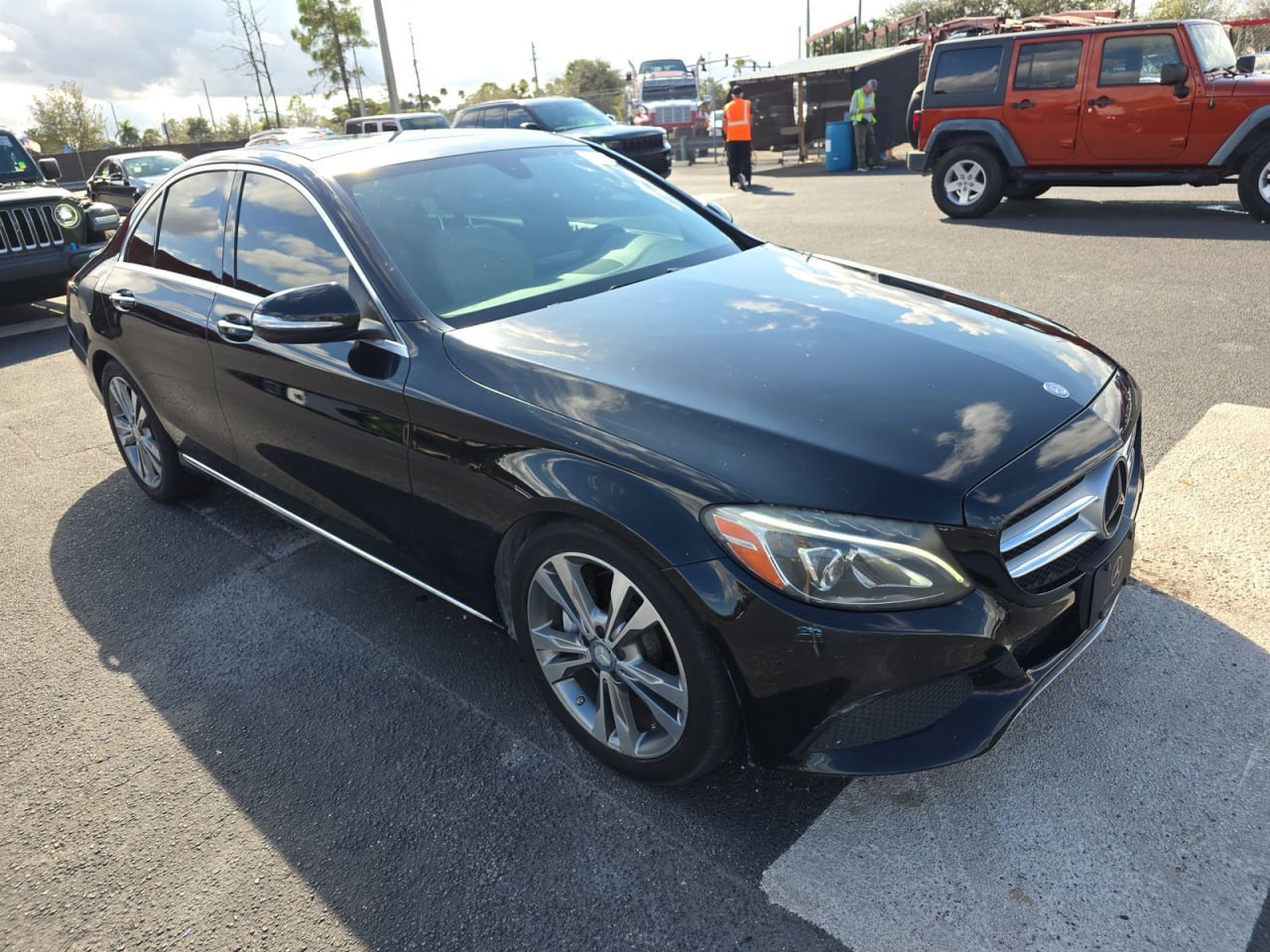MERCEDES-BENZ C 300 2015
