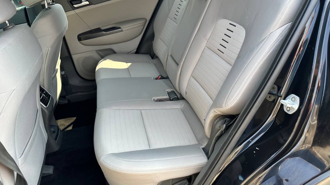 KIA SPORTAGE LX 2015