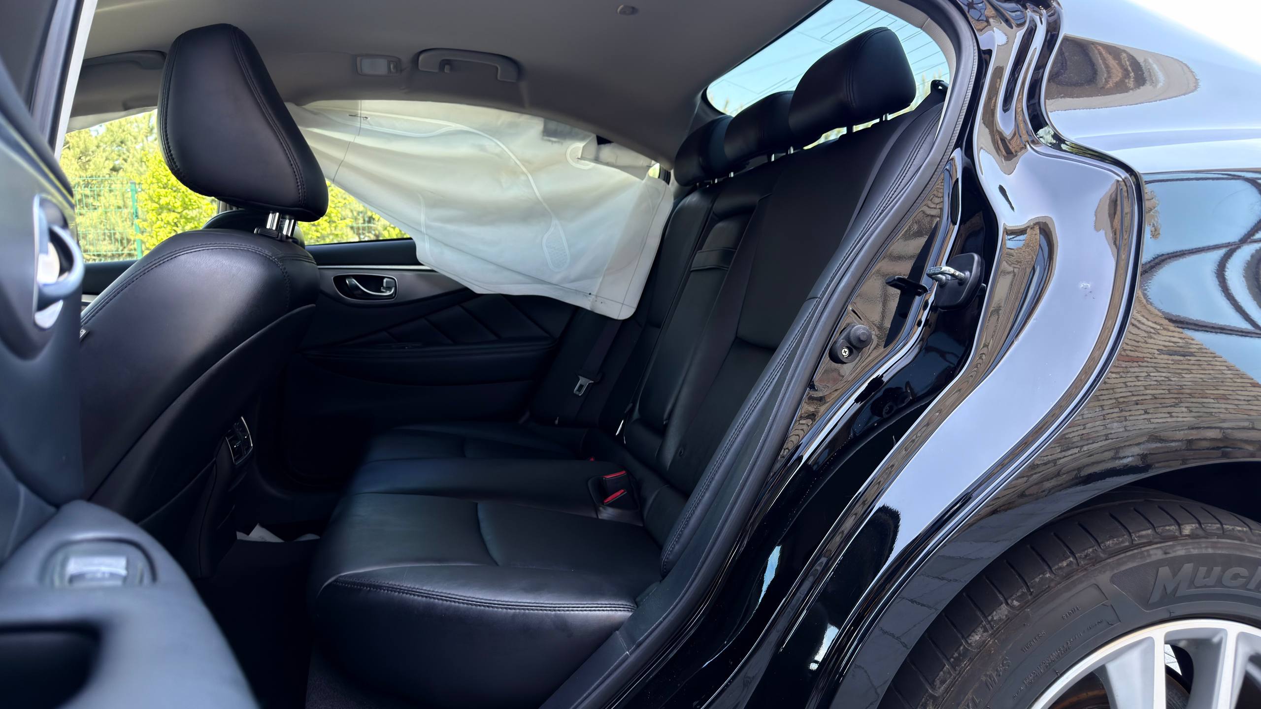INFINITI Q50 BASE 2017